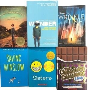 Mixed Lot Kids Chapter Books Wonder‎ Sisters Moon Over Manifest Wrinkle In Time